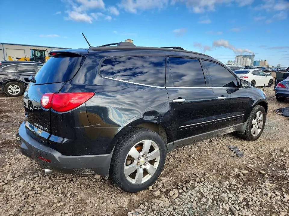 2011 CHEVROLET TRAVERSE LTZ  