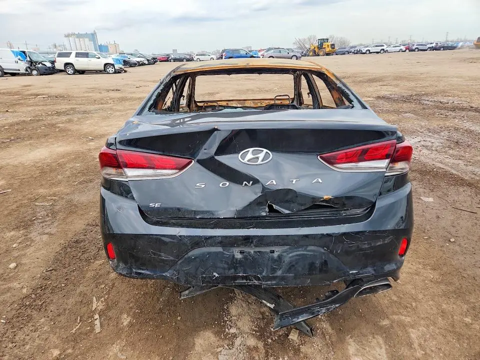 2018 HYUNDAI SONATA SE  