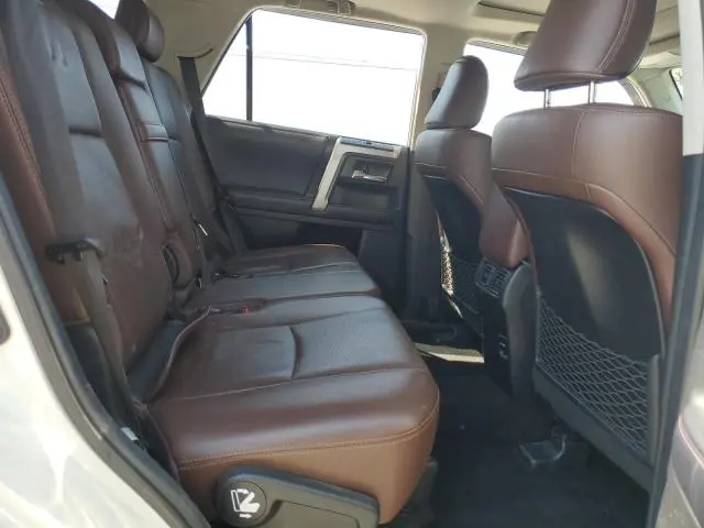 2018 TOYOTA 4RUNNER SR5/SR5 PREMIUM  