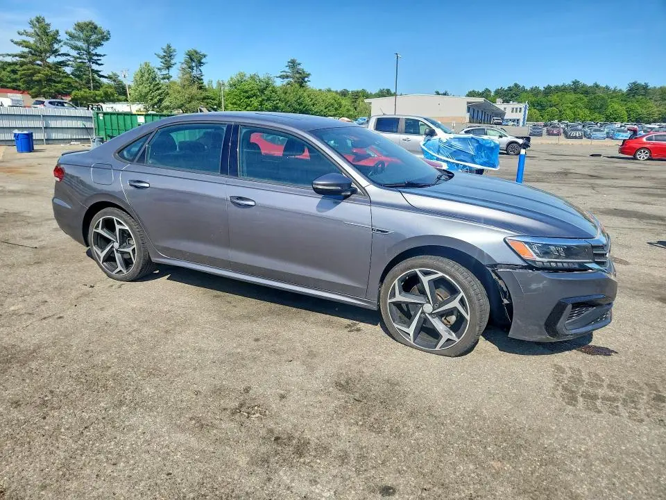 2021 VOLKSWAGEN PASSAT R-LINE  