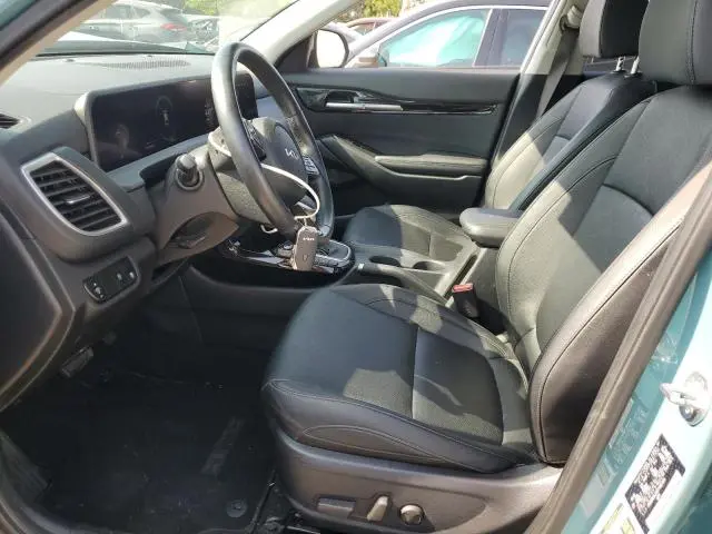 2024 KIA SELTOS EX  