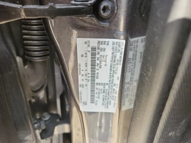 2015 FORD FOCUS SE  