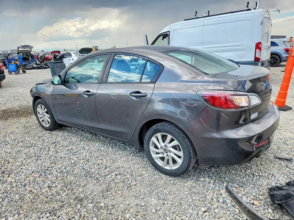 2013 MAZDA 3 I  