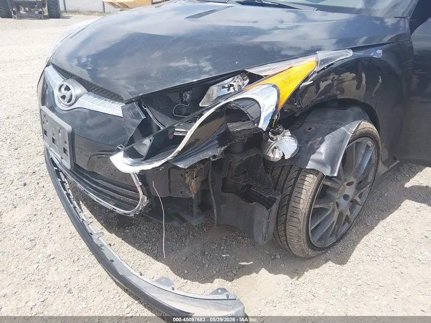 2017 HYUNDAI VELOSTER VALUE EDITION