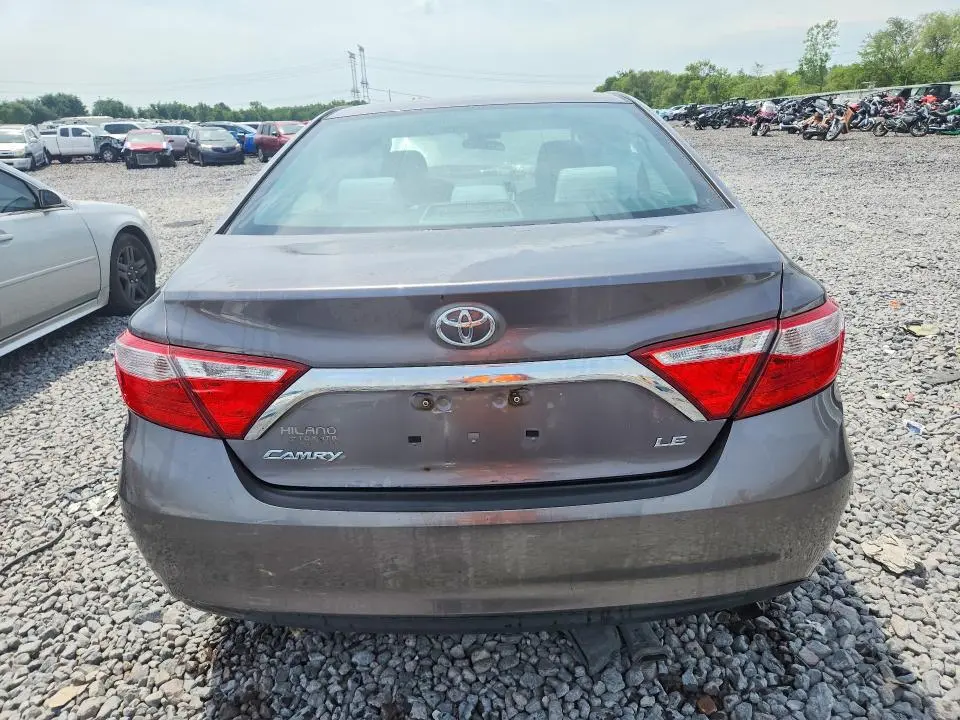 2015 TOYOTA CAMRY LE  