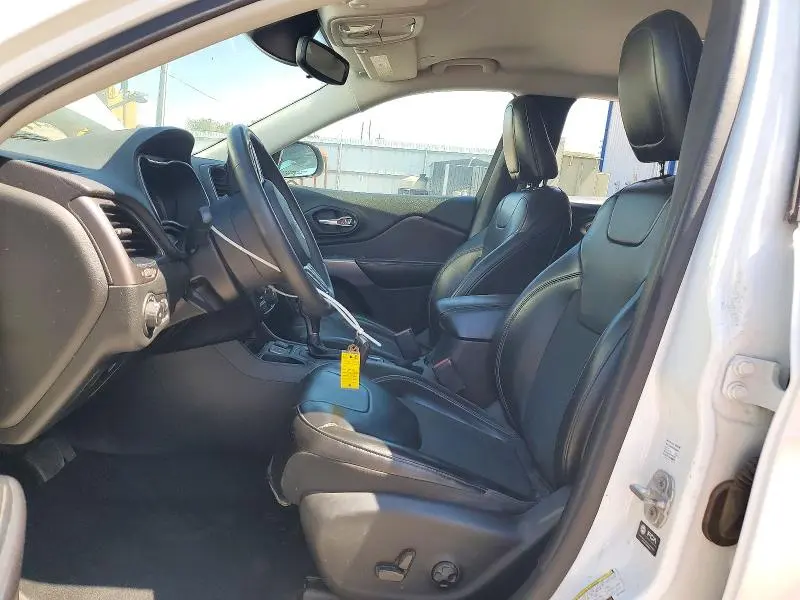 2021 JEEP CHEROKEE LATITUDE PLUS  