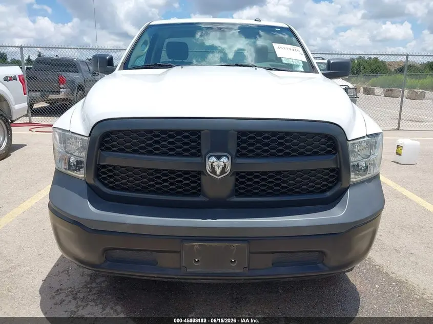2017 RAM 1500 TRADESMAN  4X2 8' BOX