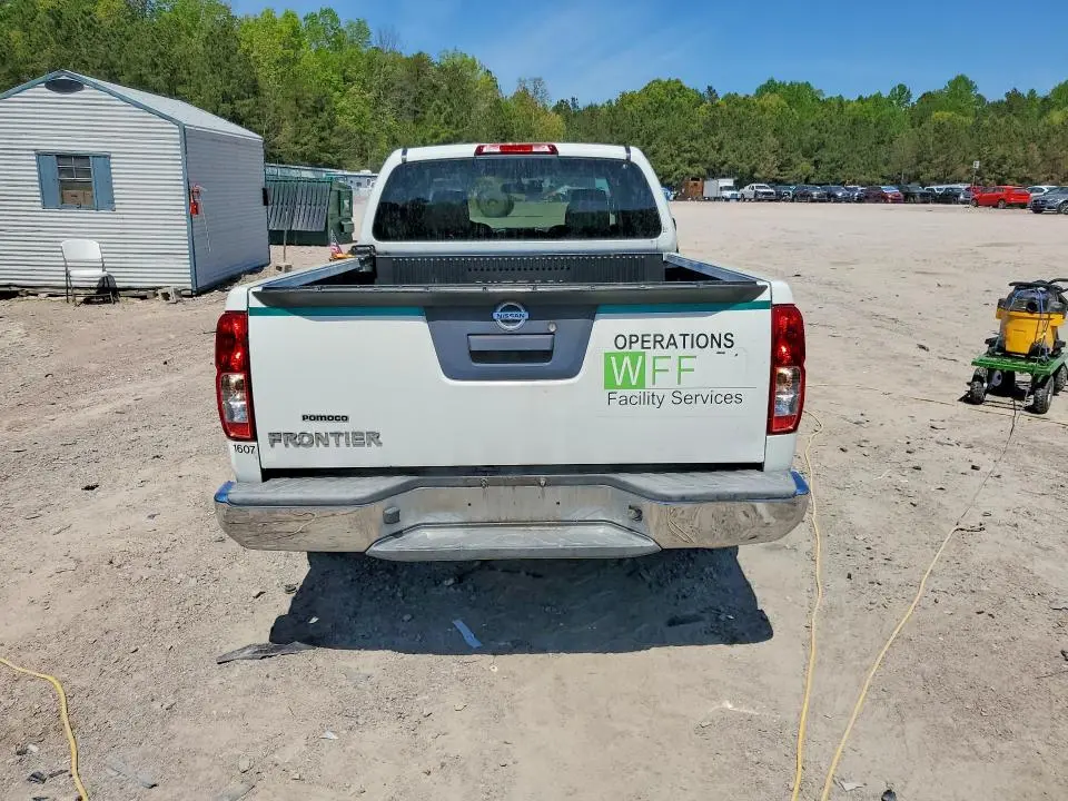 2016 NISSAN FRONTIER S  