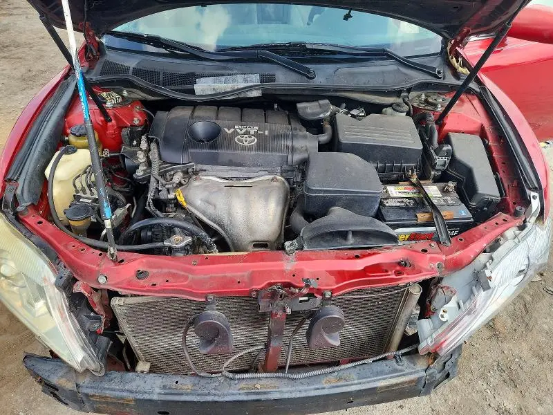 2010 TOYOTA CAMRY LE  