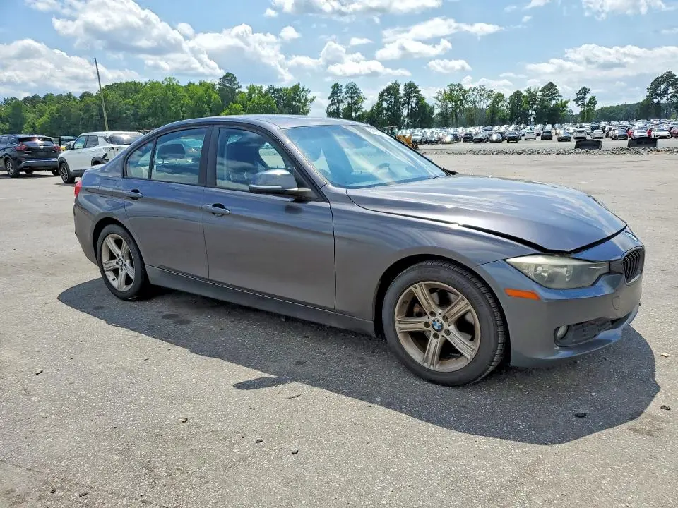 2013 BMW 320 I  