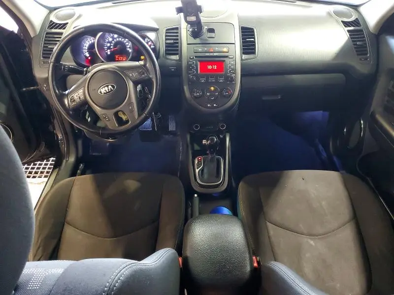 2013 KIA SOUL +  