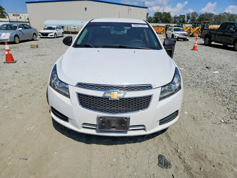 2014 CHEVROLET CRUZE LS  