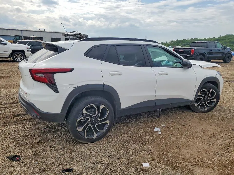 2025 CHEVROLET TRAX 2RS  