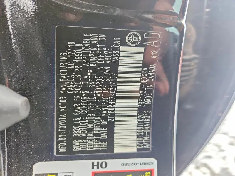 2019 TOYOTA COROLLA SE  