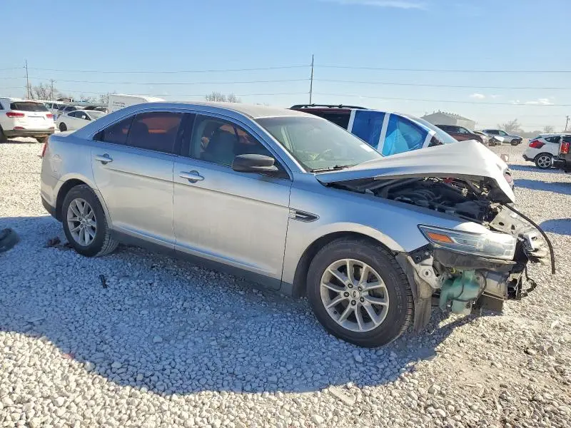 2013 FORD TAURUS SE  