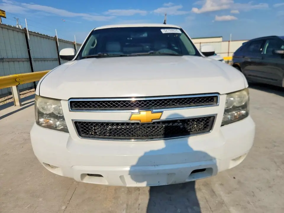 2014 CHEVROLET SUBURBAN C1500 LT  