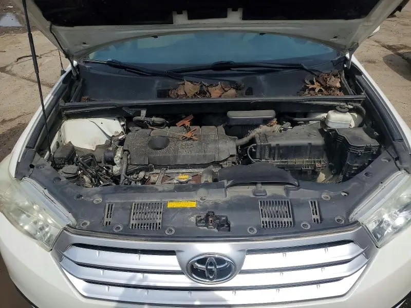 2012 TOYOTA HIGHLANDER BASE  