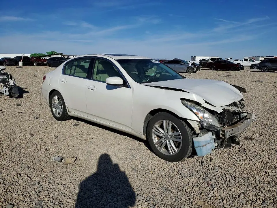 2012 INFINITI G37 JOURNEY  