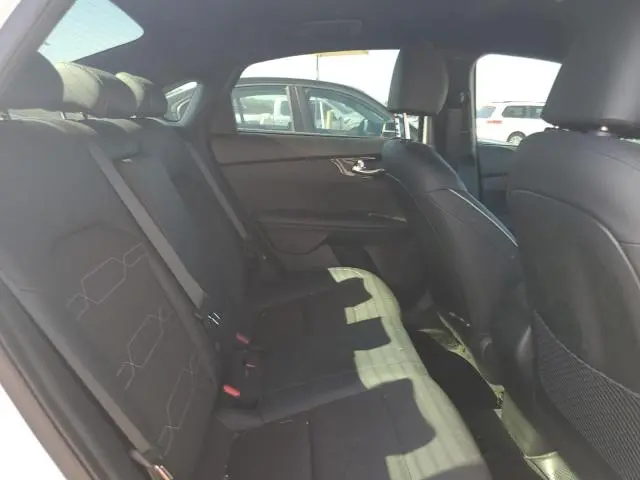 2024 KIA FORTE GT LINE  