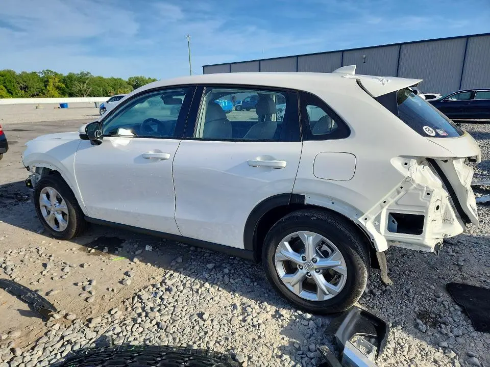 2025 HONDA HR-V LX  