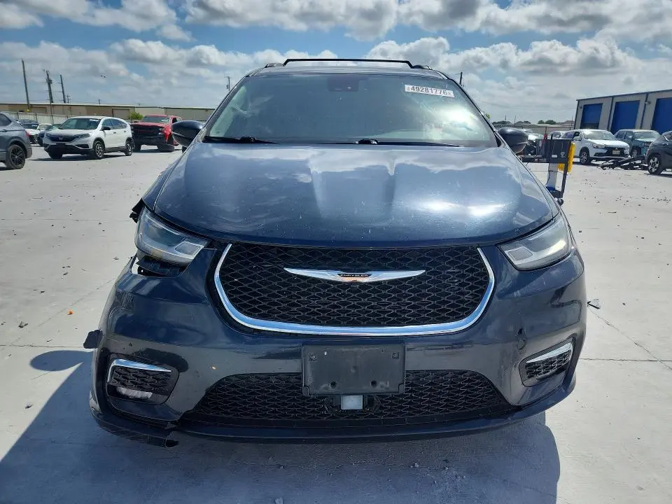 2021 CHRYSLER PACIFICA TOURING  