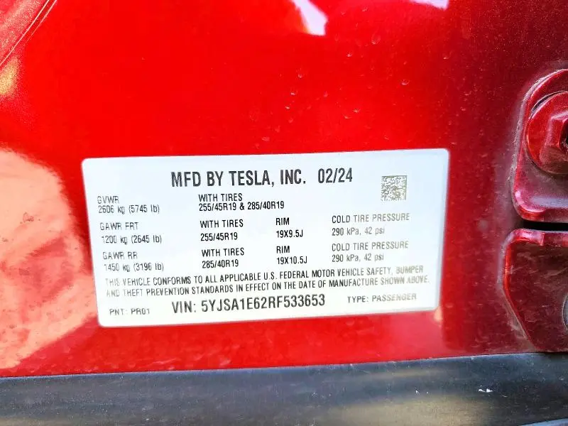 2024 TESLA MODEL S   