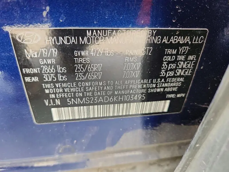 2019 HYUNDAI SANTA FE SE  