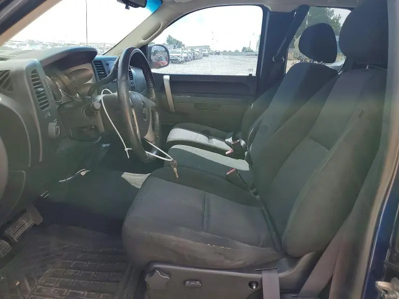2011 CHEVROLET SILVERADO K1500 LT  
