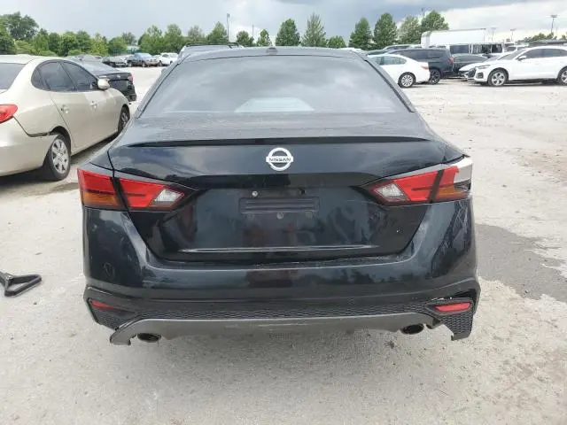 2021 NISSAN ALTIMA SR  