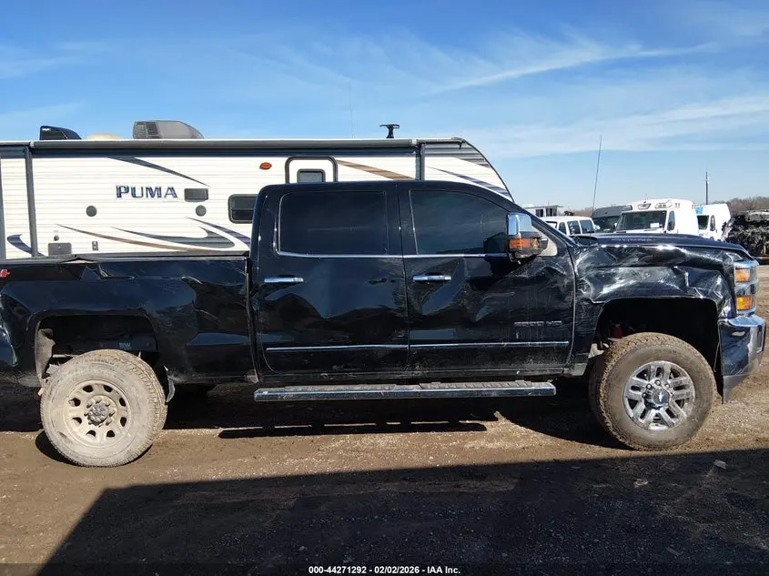 2017 CHEVROLET SILVERADO 2500HD LTZ