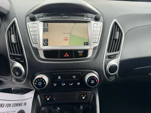 2011 HYUNDAI TUCSON GLS  