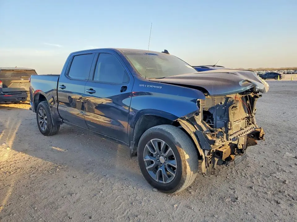 2022 CHEVROLET SILVERADO C1500 LT  