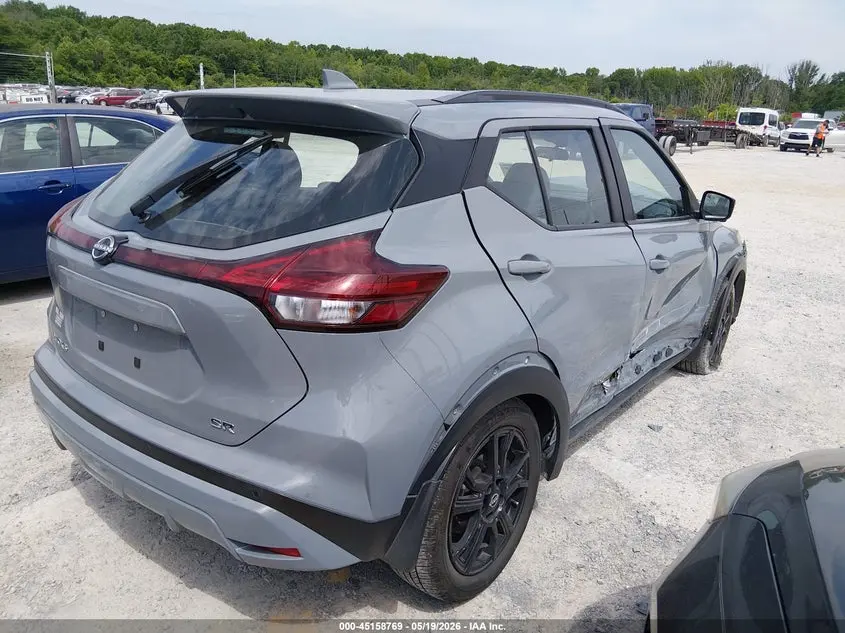 2022 NISSAN KICKS SR XTRONIC CVT