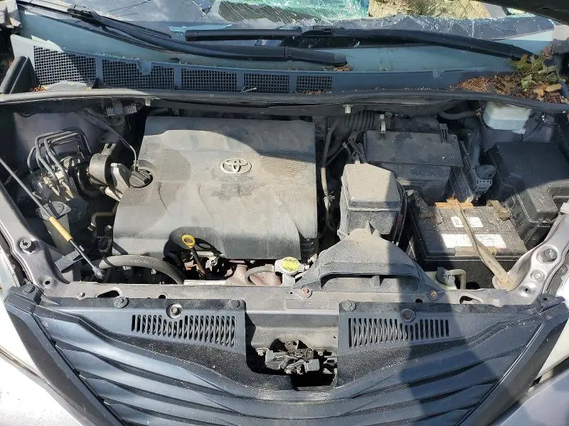 2012 TOYOTA SIENNA BASE 7-PASSENGER  