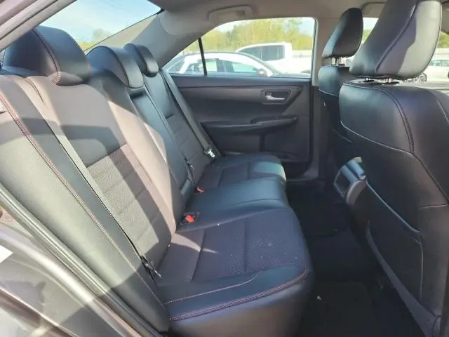 2016 TOYOTA CAMRY LE