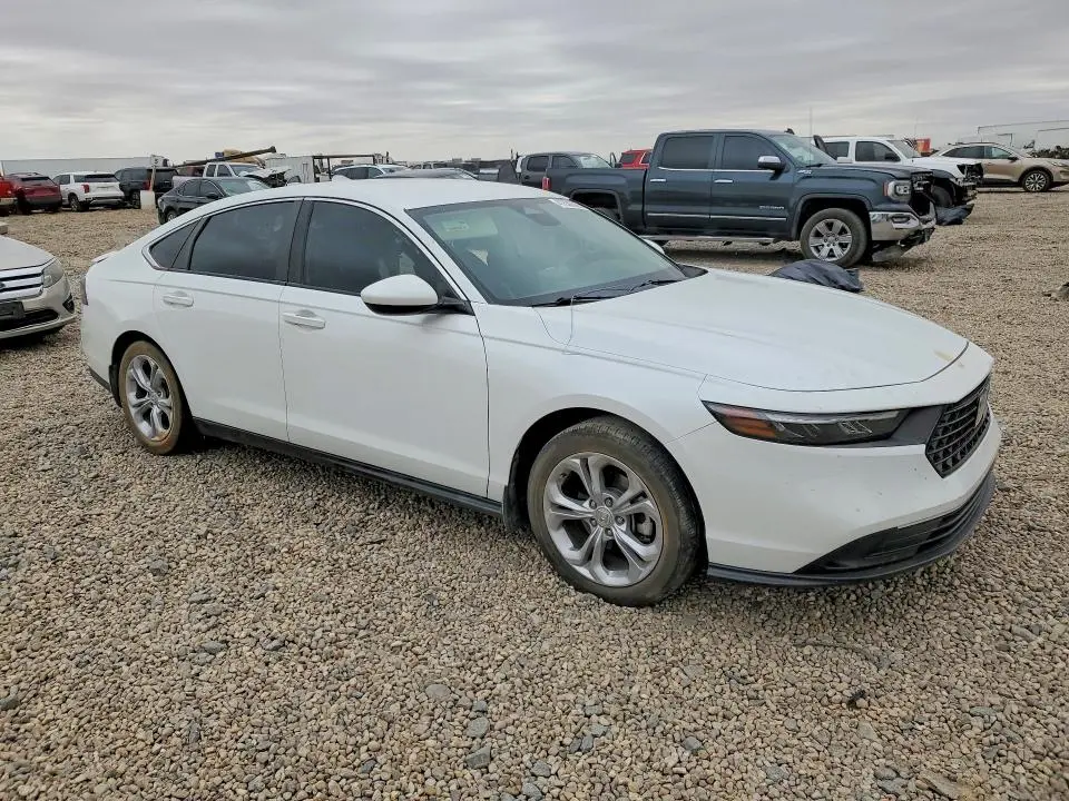 2023 HONDA ACCORD LX  