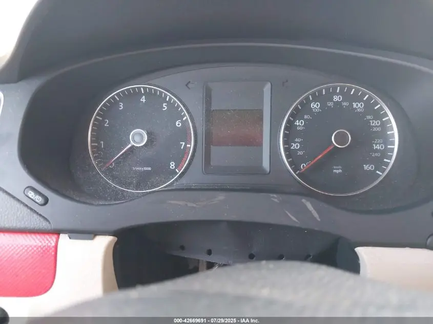 2012 VOLKSWAGEN JETTA 2.5L SE