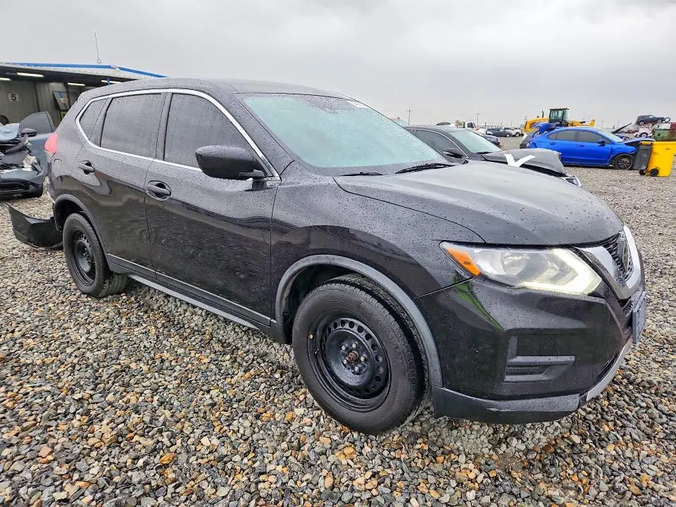 2019 NISSAN ROGUE S  