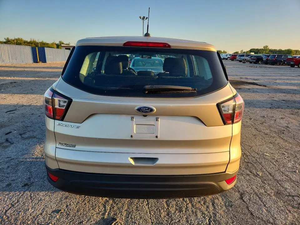 2018 FORD ESCAPE S  