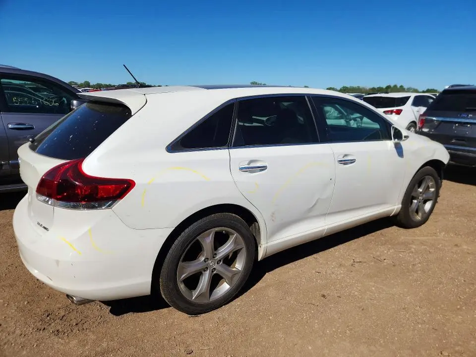 2013 TOYOTA VENZA XLE  