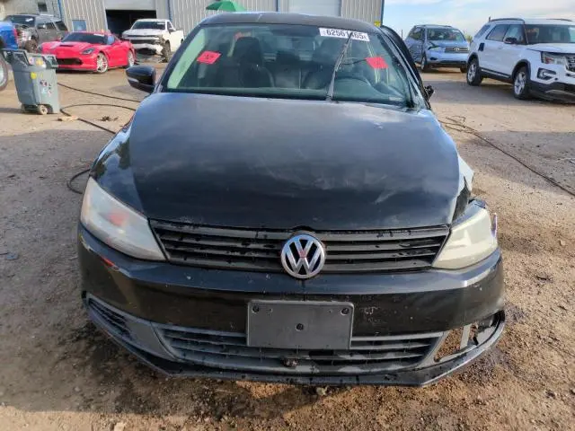 2012 VOLKSWAGEN JETTA SE  