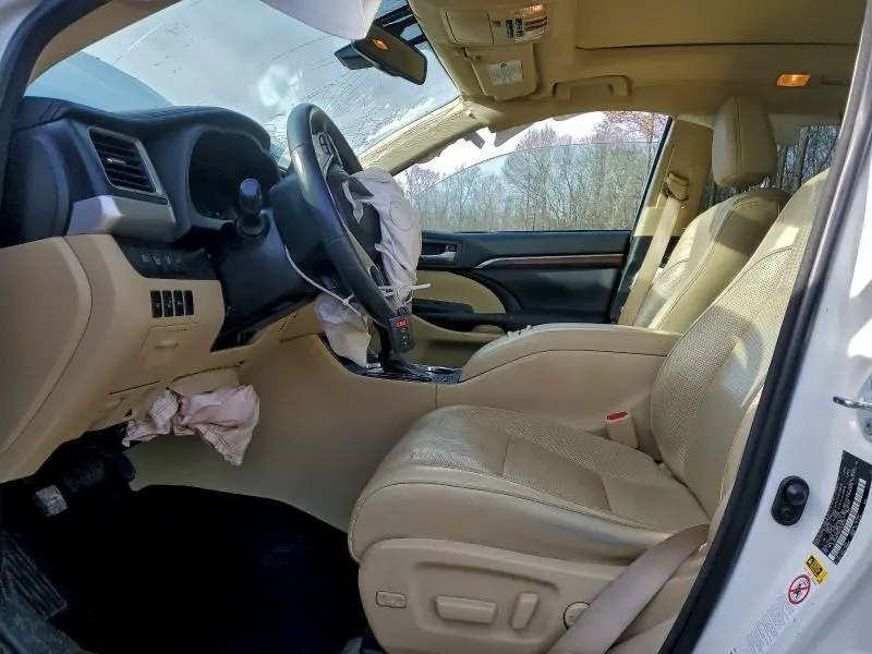 2016 TOYOTA HIGHLANDER LIMITED  