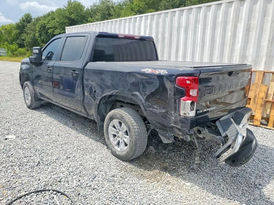 2023 CHEVROLET SILVERADO K1500 LT  