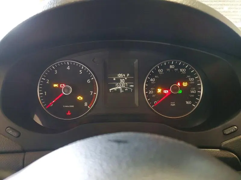 2012 VOLKSWAGEN JETTA SE  