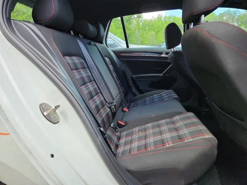 2017 VOLKSWAGEN GTI S  
