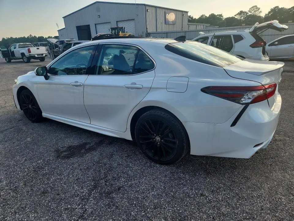 2022 TOYOTA CAMRY XSE  