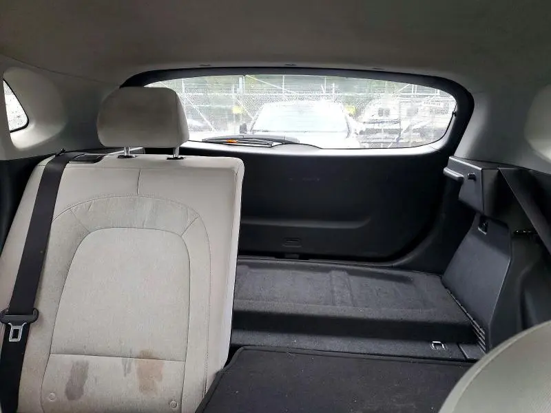 2023 HYUNDAI KONA SE  