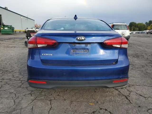2018 KIA FORTE LX  