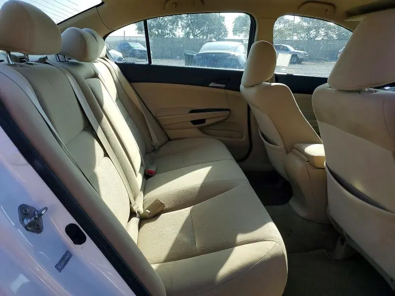 2012 HONDA ACCORD LX  