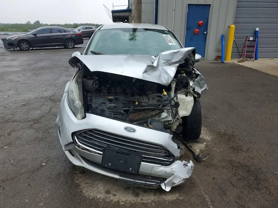 2014 FORD FIESTA SE  